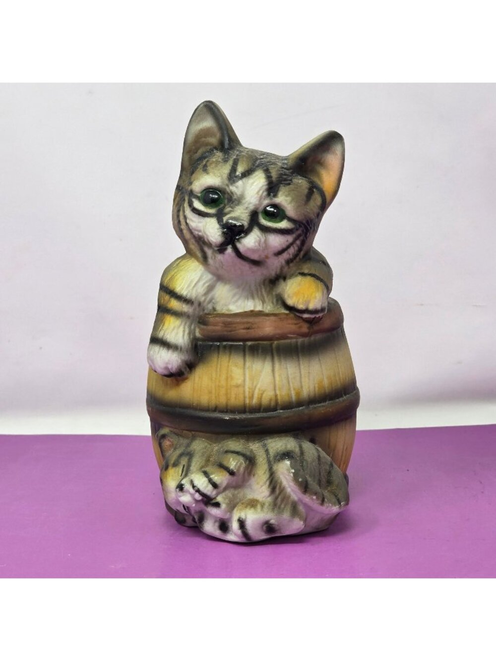 Vintage Ceramic Cat in Barrel w Sleeping Kitten Figurine Taiwan Green Eyes